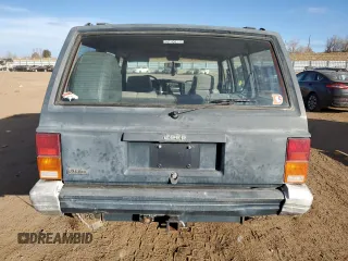 1992 Jeep Cherokee with VIN 1J4FJ58S7NL136135, listed as a Copart auction lot 86016134 with 160,259 mi miles and Clean title. Bid and sale history available at DreamBid. Image 6.
