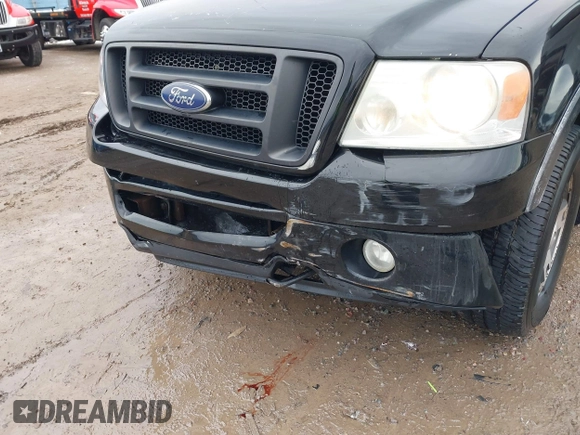 2006 Ford F-150 XLT with VIN 1FTPW14536KC16382, listed as a IAAI auction lot 41611417 with 213,054 mi miles and . Bid and sale history available at DreamBid. Image 6.
