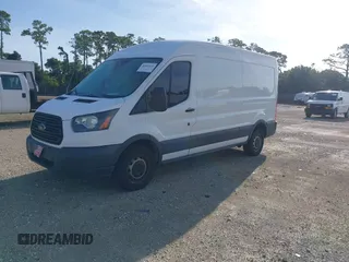 2018 Ford Transit z VIN 1FTYR2CM0JKB10510, wystawiony jako IAAI lot #42403132 z przebiegiem 97 056 mil mil oraz . Historia ofert i sprzedaży dostępna na DreamBid. Obrazek 18.
