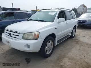 2004 Toyota Highlander with VIN JTEEP21A640067014, listed as a IAAI auction lot 41828054 with 255,796 mi miles. Bid and sale history available at carsss.com. Image 2.