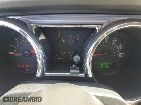 2007 Ford Mustang Deluxe with VIN 1ZVFT80N875349736, listed as a Copart auction lot 58098075 with 195,370 mi miles and Salvage title. Bid and sale history available at DreamBid. Image 9.