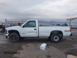 1998 Chevrolet Silverado 1500 with VIN 1GCEK14R4WE242624, listed as a IAAI auction lot 41451698 with 168,569 mi miles and . Bid and sale history available at DreamBid. Image 14.