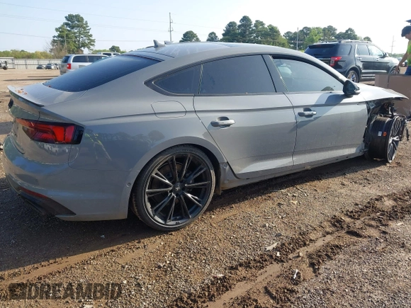 2019 Audi RS 5 Sportback z VIN WUABWCF56KA900302, wystawiony jako IAAI lot #41905518 z przebiegiem 58 932 mil mil oraz . Historia ofert i sprzedaży dostępna na DreamBid. Obrazek 4.