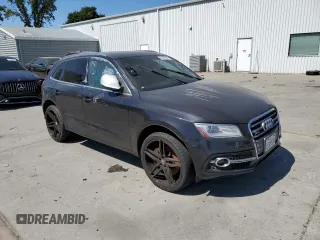 2014 Audi SQ5 Prestige with VIN WA1VGAFP9EA031125, listed as a Copart auction lot 61303184 with 144,379 mi miles and Clean Title. Bid and sale history available at carsss.com. Image 4.