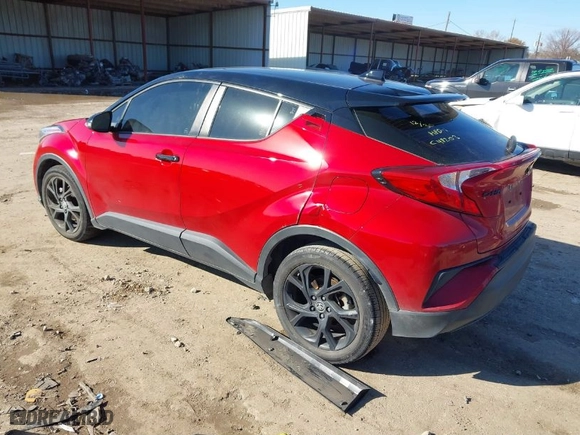2021 Toyota C-HR LE with VIN JTNKHMBX2M1121238, listed as a IAAI auction lot 41417415 with 31,910 mi miles. Bid and sale history available at carsss.com. Image 3.