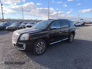 2017 GMC Terrain Denali z VIN 2GKFLVE38H6115244, wystawiony jako Copart lot #53496025 z przebiegiem 103 720 mil mil oraz Szkoda całkowita • Salvage title. Historia ofert i sprzedaży dostępna na DreamBid. Obrazek 1.