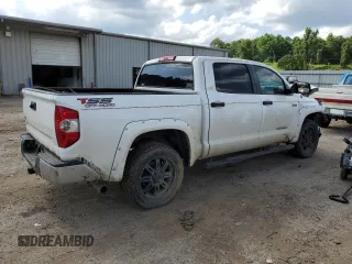 2015 Toyota Tundra 4WD Truck SR5 with VIN 5TFDW5F16FX417913, listed as a Copart auction lot 53670524 with 104,439 mi miles. Bid and sale history available at carsss.com. Image 3.