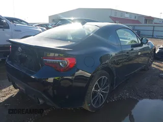 2017 Toyota 86 with VIN JF1ZNAA15H8702338, listed as a IAAI auction lot 41465432 with 30,893 mi miles. Bid and sale history available at carsss.com. Image 4.