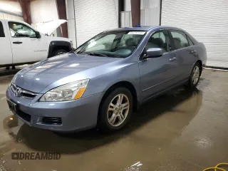 2007 Honda Accord EX с VIN 1HGCM56767A203628, выставлен на аукционе Copart как лот 54379755 с пробегом 106 556 миль миль и Списание • Salvage title. История ставок и продаж доступна на DreamBid. Изображение 1.