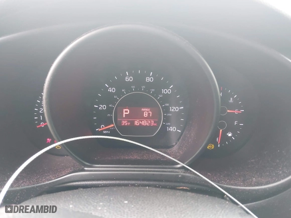 2016 Kia Soul + with VIN KNDJP3A5XG7241688, listed as a IAAI auction lot 41678769 with 164,823 mi miles. Bid and sale history available at carsss.com. Image 7.