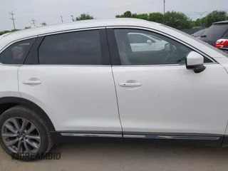 2023 Mazda CX-9 Grand Touring с VIN JM3TCBDY0P0634099, выставлен на аукционе IAAI как лот 41943704 с пробегом 5 615 миль миль и . История ставок и продаж доступна на DreamBid. Изображение 13.