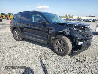 2024 Ford Explorer XLT with VIN 1FMSK7DH6RGA59839, listed as a Copart auction lot 48319795 with 12,070 mi miles and Salvage Title. Bid and sale history available at carsss.com. Image 4.