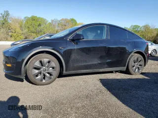 2024 Tesla Model Y Long Range z VIN 7SAYGAEE6RF106267, wystawiony jako Copart lot #53386675 z przebiegiem 8454 mil mil oraz Szkoda całkowita • Salvage title. Historia ofert i sprzedaży dostępna na DreamBid. Obrazek 1.