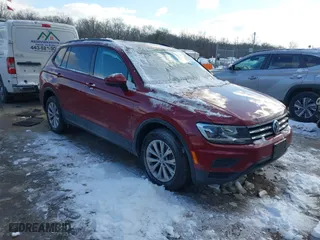 2019 Volkswagen Tiguan S with VIN 3VV1B7AX6KM075645, listed as a IAAI auction lot 41271492 with 73,663 mi miles. Bid and sale history available at carsss.com. Image 1.