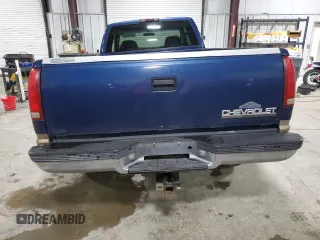 1998 Chevrolet Silverado 1500 with VIN 1GCEK19R1WE147639, listed as a Copart auction lot 55792545 with 193,501 mi miles and Salvage Title. Bid and sale history available at DreamBid. Image 6.
