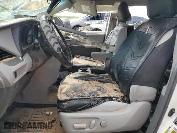 2017 Toyota Sienna LE Auto Access Seat с VIN 5TDKZ3DC5HS854768, выставлен на аукционе Copart как лот 56375655 с пробегом 107 198 миль миль и Списание • Salvage title. История ставок и продаж доступна на DreamBid. Изображение 7.