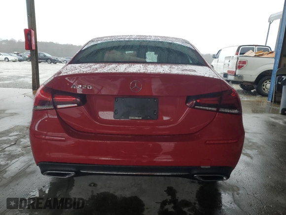 2019 Mercedes-Benz A 220 z VIN WDD3G4EB4KW027105, wystawiony jako Copart lot #44901735 z przebiegiem 47 610 mil mil oraz Szkoda całkowita • Salvage title. Historia ofert i sprzedaży dostępna na DreamBid. Obrazek 6.
