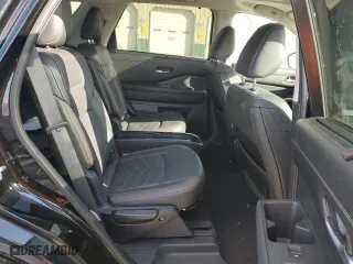 2022 Nissan Pathfinder Platinum with VIN 5N1DR3DK3NC204748, listed as a Copart auction lot 42362945 with 38,637 mi miles and Salvage Title. Bid and sale history available at carsss.com. Image 10.