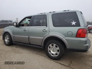 2005 Lincoln Navigator Luxury with VIN 5LMFU28535LJ11117, listed as a Copart auction lot 82929704 with 125,176 mi miles and Salvage Title. Bid and sale history available at carsss.com. Image 2.