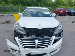 2013 Hyundai Equus Signature with VIN KMHGH4JH2DU059788, listed as a IAAI auction lot 42136278 with 68,672 mi miles and . Bid and sale history available at DreamBid. Image 6.