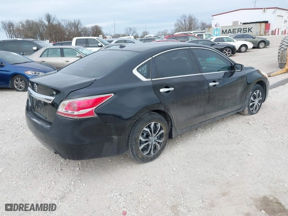 2015 Nissan Altima 2.5 with VIN 1N4AL3APXFN323224, listed as a IAAI auction lot 41703148 with 173,441 mi miles. Bid and sale history available at carsss.com. Image 4.
