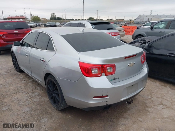 2015 Chevrolet Malibu LTZ with VIN 1G11F5SL6FF292811, listed as a IAAI auction lot 40794937 with 221,634 mi miles. Bid and sale history available at carsss.com. Image 3.