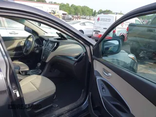 2018 Hyundai Santa Fe 2.4L with VIN 5XYZT3LB0JG525150, listed as a IAAI auction lot 42070377 with 142,418 mi miles and . Bid and sale history available at DreamBid. Image 5.