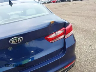 2016 Kia Optima LX with VIN 5XXGT4L32GG007690, listed as a IAAI auction lot 41115075 with 94,071 mi miles. Bid and sale history available at carsss.com. Image 6.