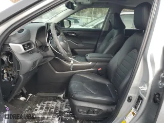 2024 Toyota Highlander LE with VIN 5TDKDRBH7RS568955, listed as a Copart auction lot 89147655 with 6,798 mi miles and Salvage Title. Bid and sale history available at carsss.com. Image 7.
