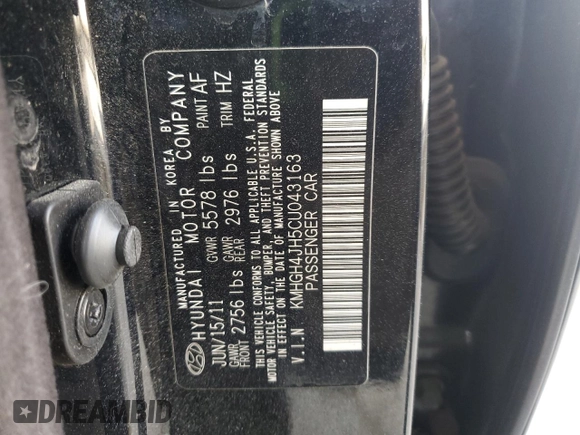 2012 Hyundai Equus Signature with VIN KMHGH4JH5CU043163, listed as a Copart auction lot 50633555 with 201,133 mi miles and Salvage Title. Bid and sale history available at DreamBid. Image 12.