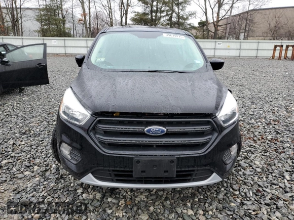 2017 Ford Escape SE with VIN 1FMCU9GD8HUC05564, listed as a Copart auction lot 49679275 with 88,344 mi miles and Salvage Title. Bid and sale history available at carsss.com. Image 5.