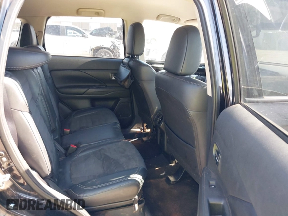 2020 Mitsubishi Outlander SE с VIN JA4AD3A30LZ022397, выставлен на аукционе IAAI как лот 42206829 с пробегом 107 709 миль миль и . История ставок и продаж доступна на DreamBid. Изображение 8.