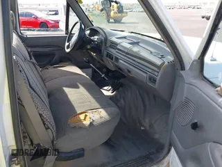 1995 Ford F-150 with VIN 1FTEF15Y0SLA56417, listed as a IAAI auction lot 41912598 with 205,158 mi miles. Bid and sale history available at carsss.com. Image 5.