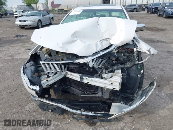 2012 Lincoln MKZ with VIN 3LNHL2GC8CR803337, listed as a IAAI auction lot 42338288 with Not provided miles and . Bid and sale history available at DreamBid. Image 6.
