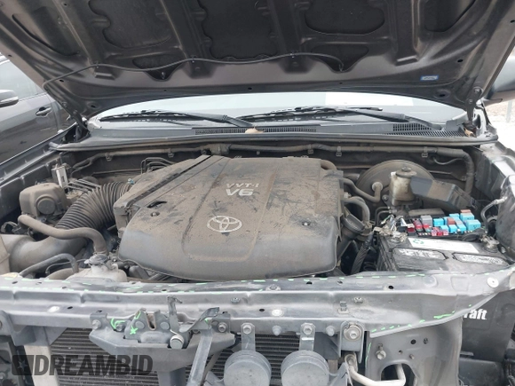2014 Toyota Tacoma PreRunner with VIN 5TFJU4GN0EX053782, listed as a IAAI auction lot 41412202 with 150,949 mi miles. Bid and sale history available at carsss.com. Image 10.