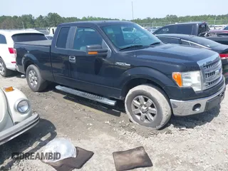 2014 Ford F-150 XL с VIN 1FTFX1CF8EFB82093, выставлен на аукционе IAAI как лот 42290579 с пробегом 258 486 миль миль и . История ставок и продаж доступна на DreamBid. Изображение 1.