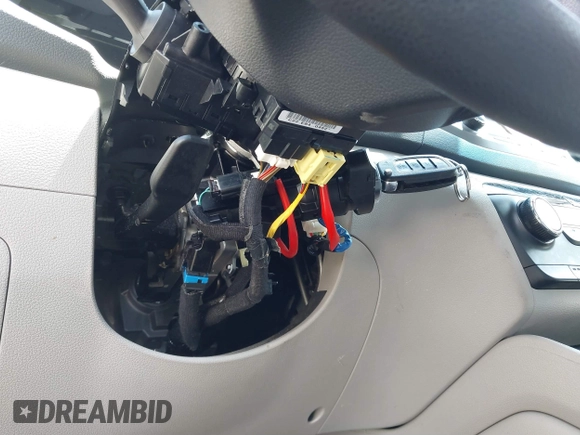 2018 Hyundai Tucson SEL with VIN KM8J3CA42JU736314, listed as a IAAI auction lot 40104931 with 68,677 mi miles and . Bid and sale history available at DreamBid. Image 18.
