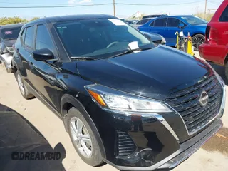 2022 Nissan Kicks S z VIN 3N1CP5BV4NL482404, wystawiony jako IAAI lot #41879872 z przebiegiem 23 394 mil mil oraz . Historia ofert i sprzedaży dostępna na DreamBid. Obrazek 1.