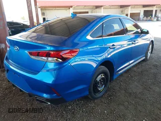 2018 Hyundai Sonata Limited with VIN 5NPE34AF7JH598194, listed as a IAAI auction lot 41888063 with 53,805 mi miles. Bid and sale history available at carsss.com. Image 4.