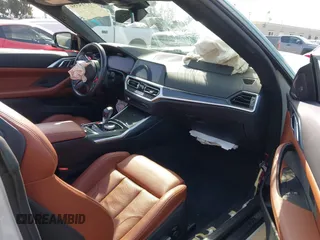 2023 BMW M4 Competition xDrive с VIN WBS33BA01PCM29504, выставлен на аукционе IAAI как лот 41914359 с пробегом 17 618 миль миль и . История ставок и продаж доступна на DreamBid. Изображение 5.
