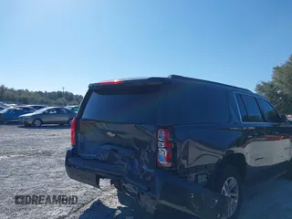 2016 Chevrolet Suburban LS with VIN 1GNSKGKC2GR189170, listed as a IAAI auction lot 41186487 with 196,594 mi miles. Bid and sale history available at carsss.com. Image 4.