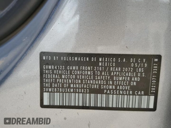 2019 Volkswagen Jetta SEL z VIN 3VWEB7BU3KM198823, wystawiony jako Copart lot #55928385 z przebiegiem Nie podano mil oraz Szkoda całkowita • Salvage title. Historia ofert i sprzedaży dostępna na DreamBid. Obrazek 12.