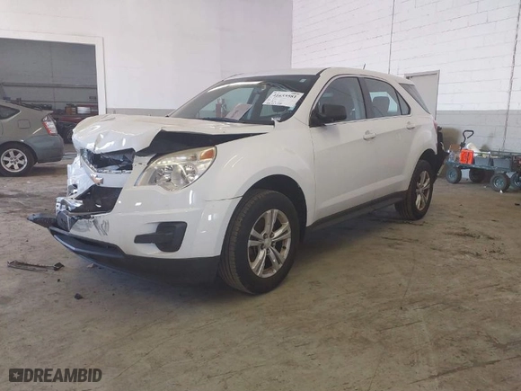 2014 Chevrolet Equinox LS with VIN 2GNALAEK4E6100264, listed as a IAAI auction lot 41655581 with 101,257 mi miles. Bid and sale history available at carsss.com. Image 2.