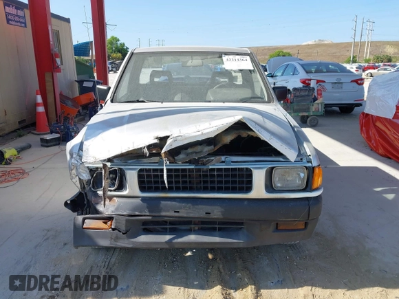 1990 Isuzu Pickup S z VIN JAACL11L6L7206171, wystawiony jako IAAI lot #42214364 z przebiegiem 75 057 mil mil oraz . Historia ofert i sprzedaży dostępna na DreamBid. Obrazek 12.