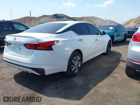 2022 Nissan Altima 2.5 S with VIN 1N4BL4BV4NN424281, listed as a IAAI auction lot 41909034 with 22,854 mi miles. Bid and sale history available at carsss.com. Image 4.