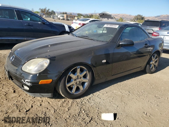 1999 Mercedes-Benz SLK-Class with VIN WDBKK47F2XF102913, listed as a Copart auction lot 76196644 with 112,119 mi miles and Clean Title. Bid and sale history available at carsss.com. Image 1.