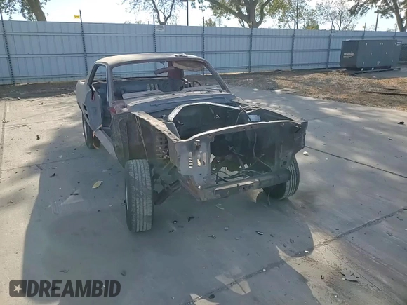 1967 Ford Mustang z VIN 7R01C187037, wystawiony jako Copart lot #76797114 z przebiegiem Nie podano mil oraz Szkoda całkowita • Salvage title. Historia ofert i sprzedaży dostępna na DreamBid. Obrazek 11.