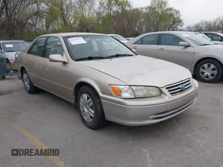 2001 Toyota Camry CE with VIN JT2BG22K410548804, listed as a IAAI auction lot 41820737 with 271,855 mi miles and . Bid and sale history available at DreamBid. Image 1.