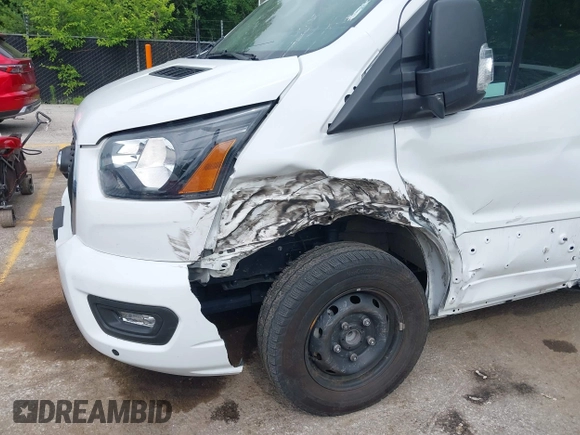 2024 Ford Transit Passenger XL with VIN 1FBAX2YG6RKA47052, listed as a IAAI auction lot 42500436 with 40,965 mi miles and . Bid and sale history available at DreamBid. Image 6.