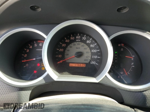 2010 Toyota Tacoma PreRunner z VIN 3TMJU4GN3AM096545, wystawiony jako Copart lot #53389965 z przebiegiem 176 639 mil mil oraz Szkoda całkowita • Salvage title. Historia ofert i sprzedaży dostępna na DreamBid. Obrazek 9.